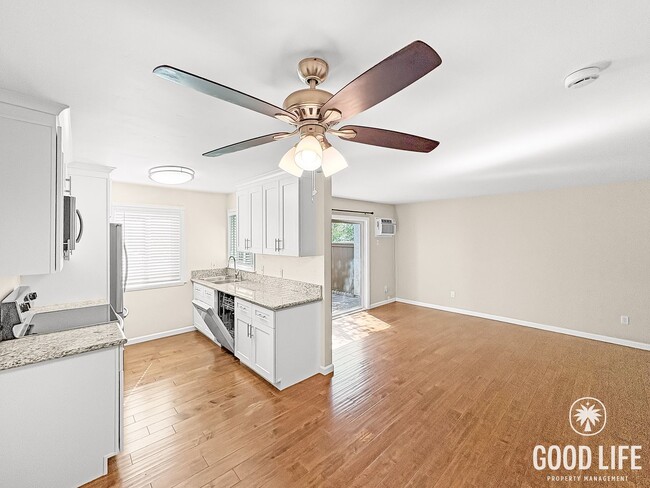 Building Photo - Clean & Move-In Ready Upgraded Condo in Prime Scripps Ranch Location