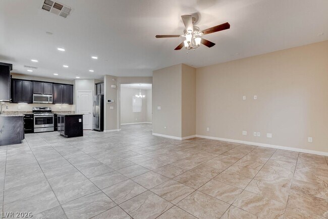 Building Photo - 1067 Fish Pond Ave