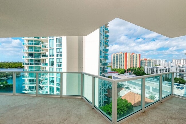 Building Photo - 200 Sunny Isles Blvd