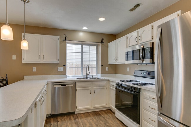 Building Photo - 1133 Lady Ashley Dr