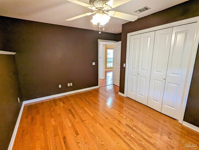 Building Photo - 9150 Stillbridge Ln
