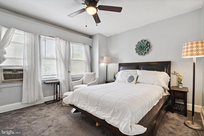 Building Photo - 7117 Woolston Ave