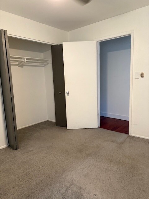 Building Photo - 8425 E Bonita Dr