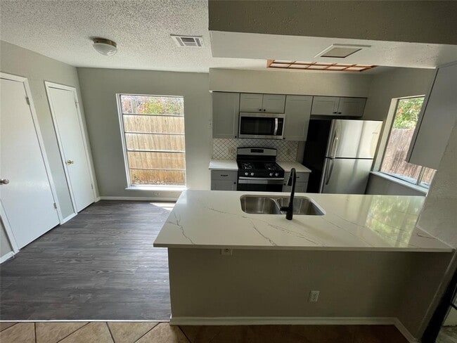 Building Photo - 5806 Emerald Forest Dr
