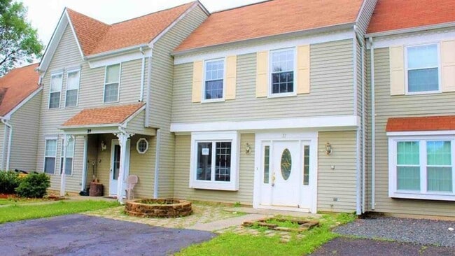 Building Photo - 37 Anderson Ct