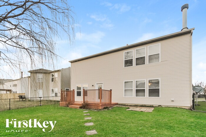 Building Photo - 6829 W Raleigh Dr