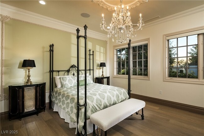 Building Photo - 8801 Palm Greens Ct