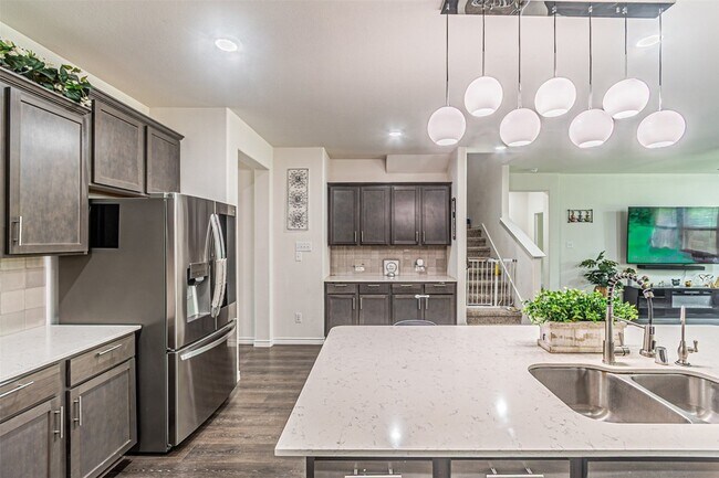 Building Photo - 3316 Azure Ln