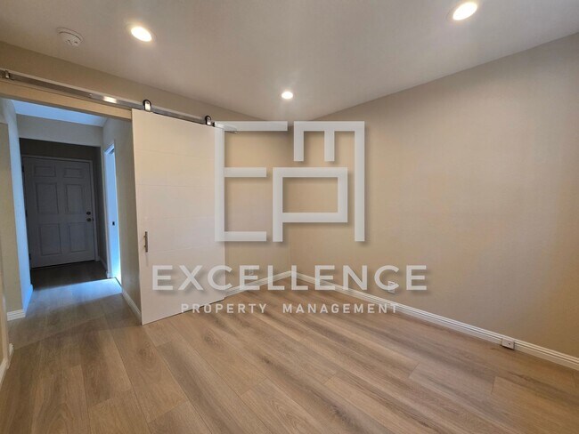 Building Photo - 1809 Mccluhan Way