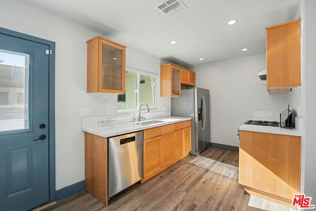 Building Photo - 15134 Friar St