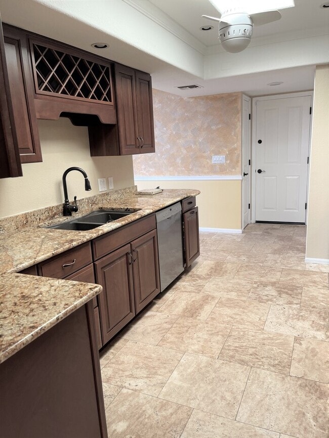 Building Photo - Perfect Scottsdale Location!! 3 beds 2 bat...