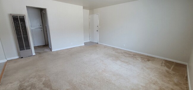 Building Photo - 1642 Queen Charlotte Dr