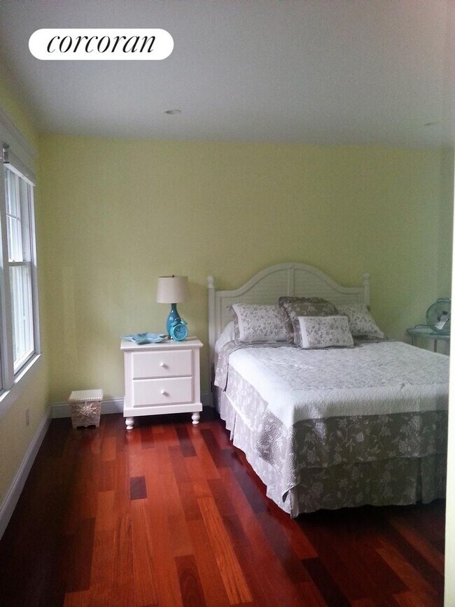 Building Photo - 77 N Midway Rd