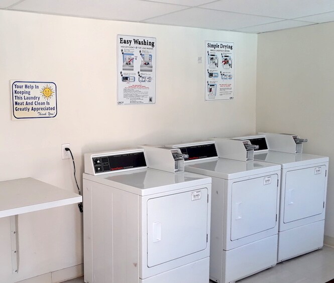 Building Photo - 4450 Murietta Ave