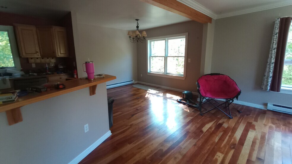 Building Photo - 103 Arapaho Trl