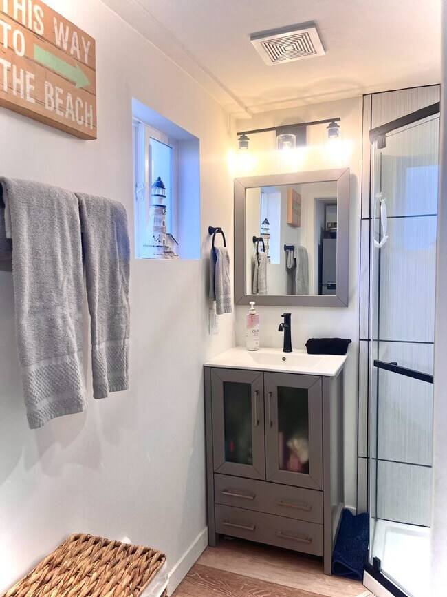 Building Photo - Wilos LLC