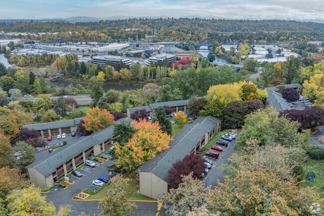 Aerial View - Veranda Green Apartments