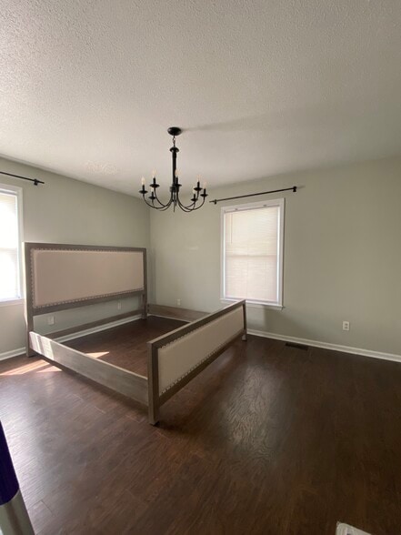 Building Photo - 1014 Buchanan Dr