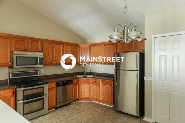 Building Photo - 4 Bedroom Pet-Friendly Home in Middleburg,...