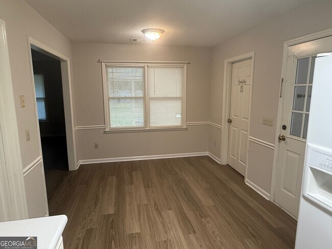 Building Photo - 217 Mossberg Cir