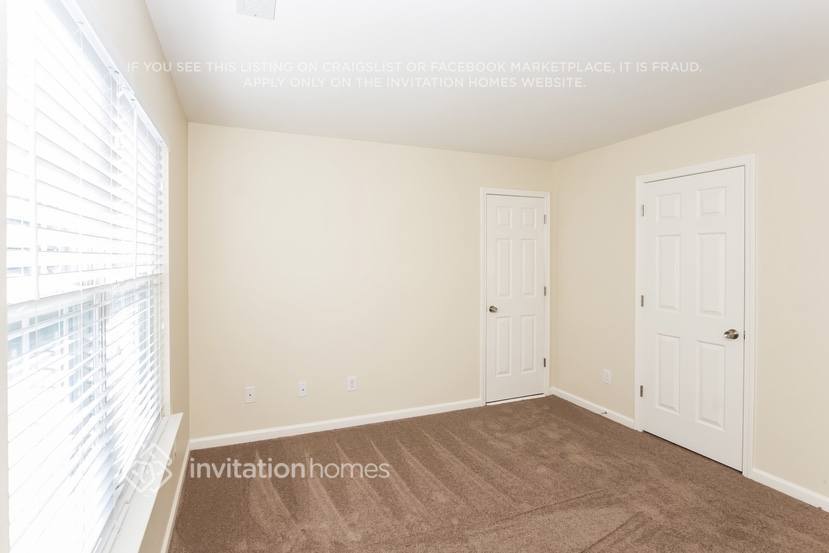 Building Photo - 16908 Glassfield Dr