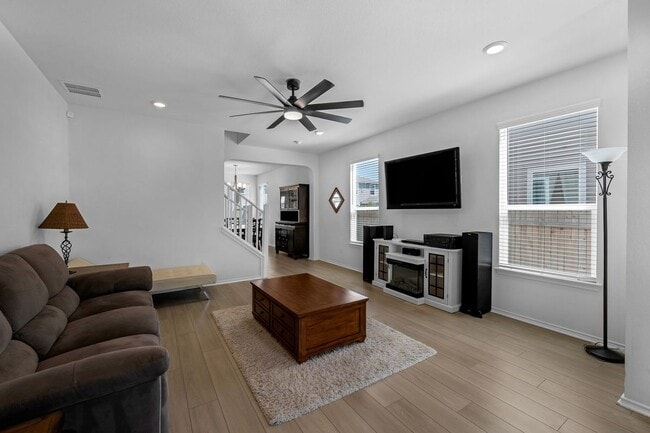 Building Photo - 1127 Aronia Ln
