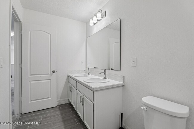 Building Photo - 7763 Fortana Wy