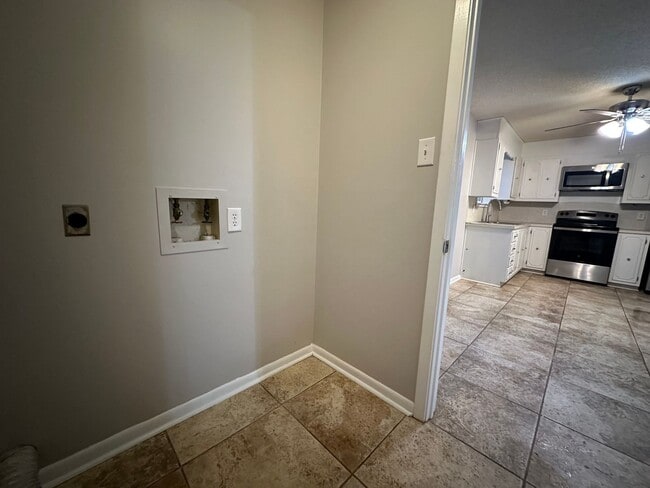 Building Photo - Wonderful 3 Bed/1 Bath in Searcy