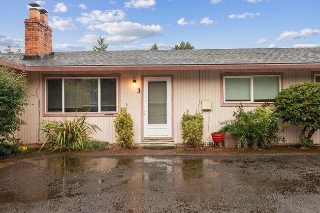 Building Photo - 22745 SW Orcutt Pl