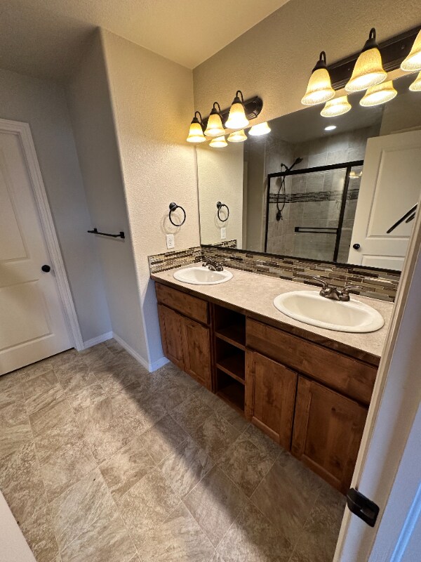 Building Photo - 2785 Exmoor Ln