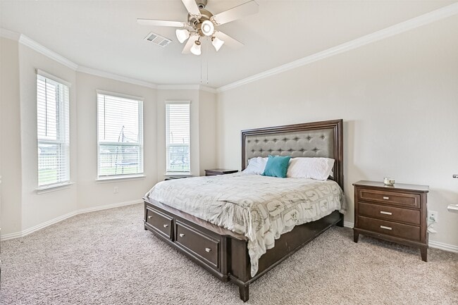 Building Photo - 23213 Zinfandel Dr