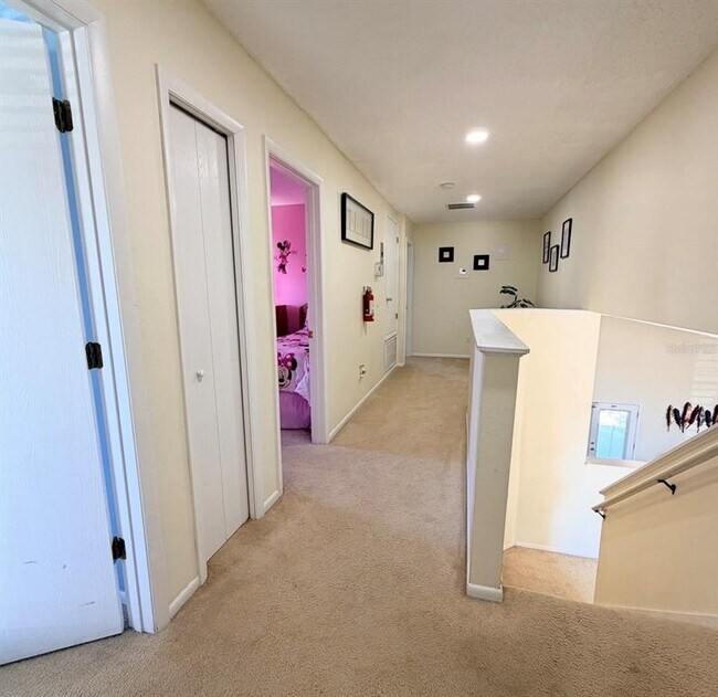 Building Photo - 106 Nazha Dr