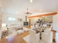 Building Photo - $2,200- 4 Bed / 2 Bath House on an Almost ...