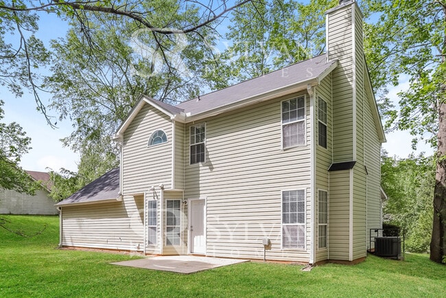 Building Photo - At Last, This Is What You Have Been Searching For!