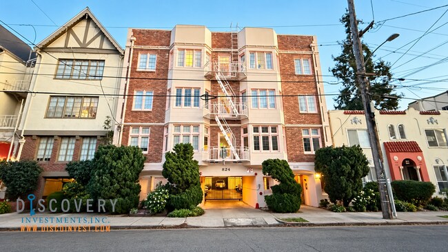 Building Photo - Erie St. 824