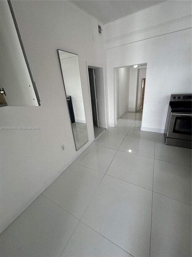 Building Photo - 551 NW 41st St