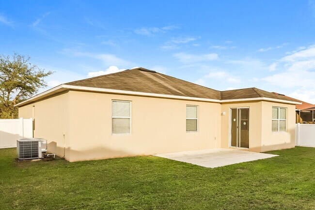 Building Photo - 4109 Sun Village Ct