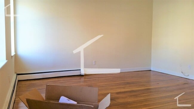 Building Photo - 1bed in Allston 9/1