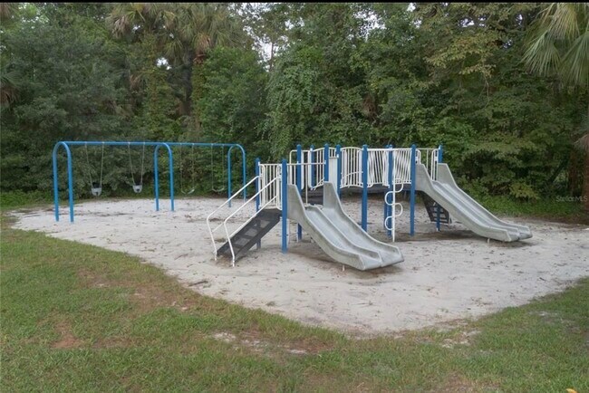 Building Photo - 615 Anhinga Rd