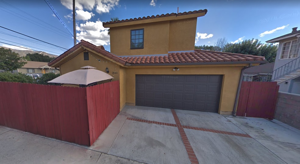 Building Photo - 2040 Glenwood Rd