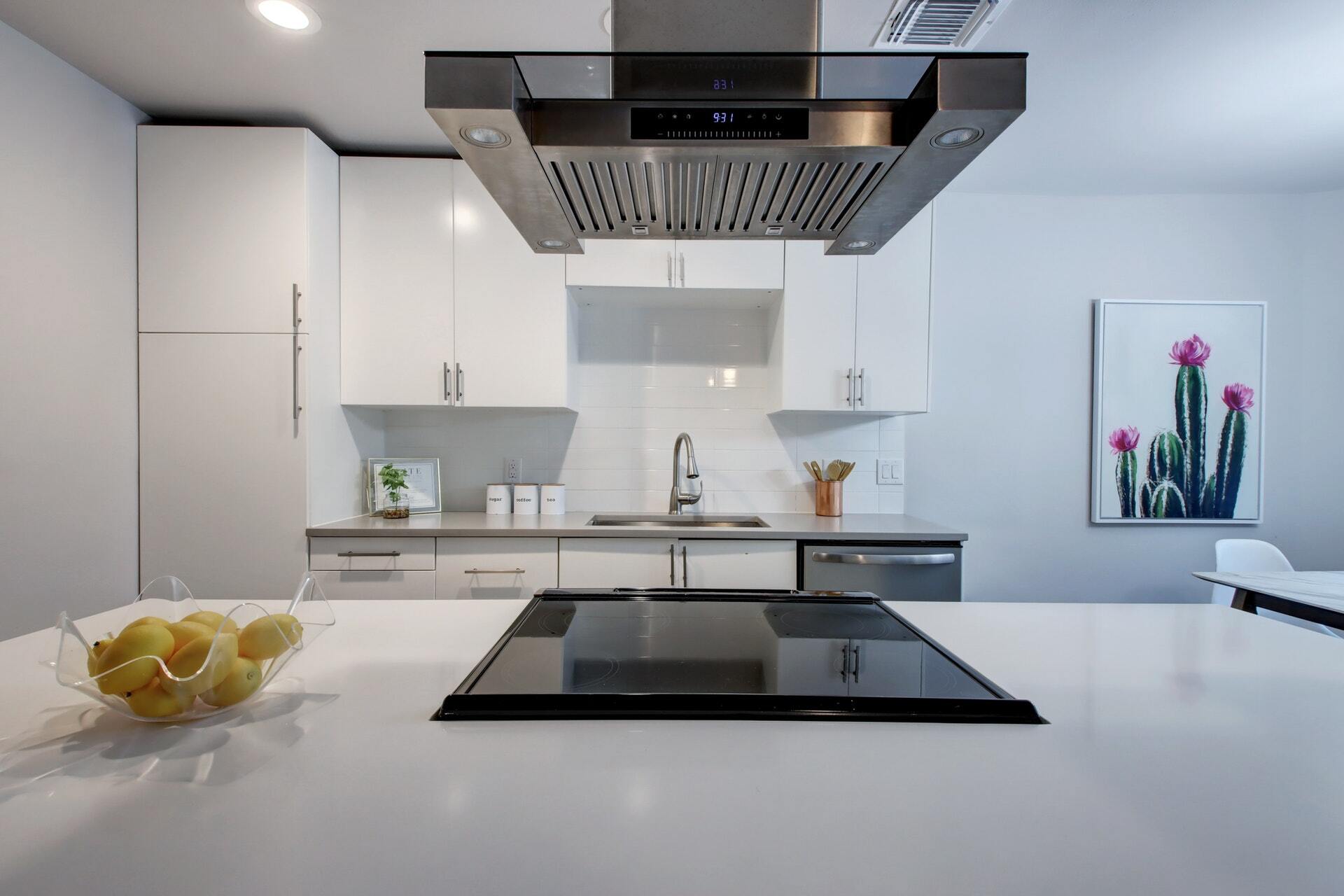 Building Photo - 3208 Northeast Dr