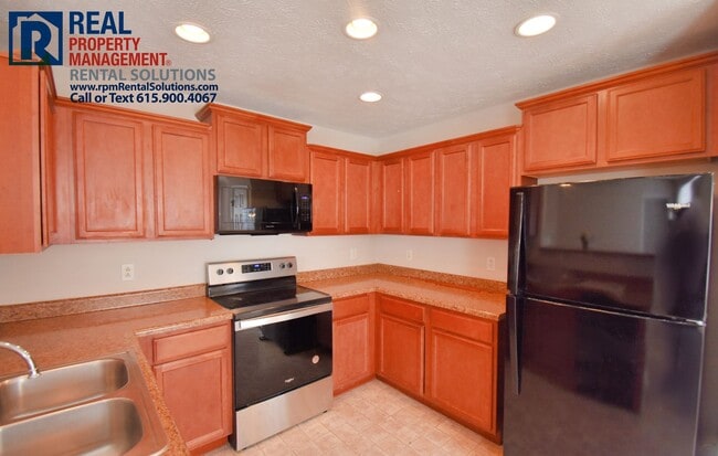 Building Photo - Adorable 3bd 2ba home in Blackman. 2 car garage and fenced yard!