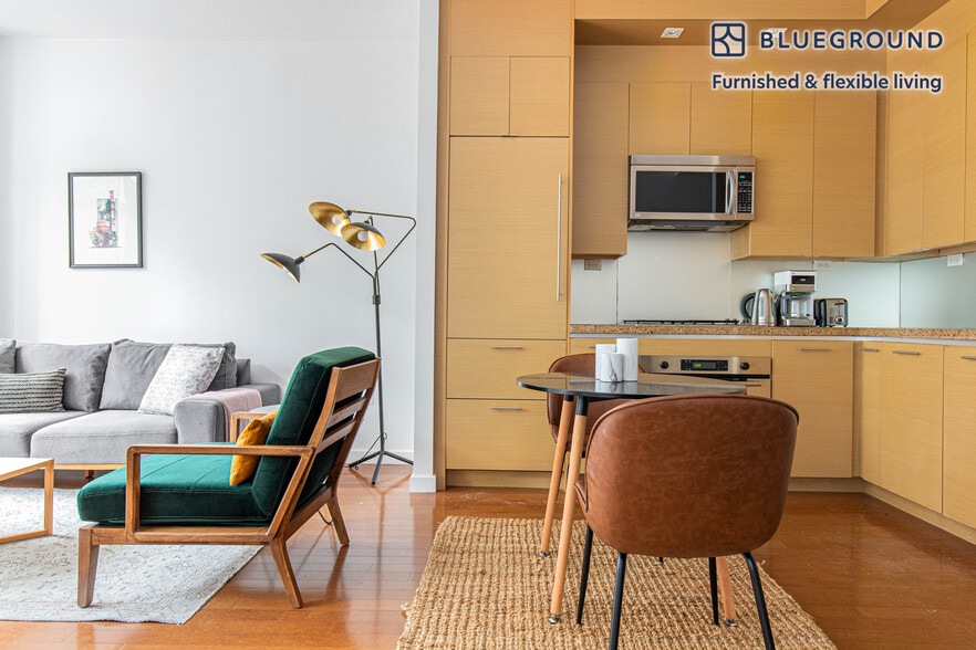 Building Photo - 1600 Broadway-SI FL19-ID595