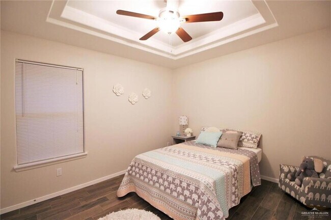 Building Photo - 3421 Golden Nugget