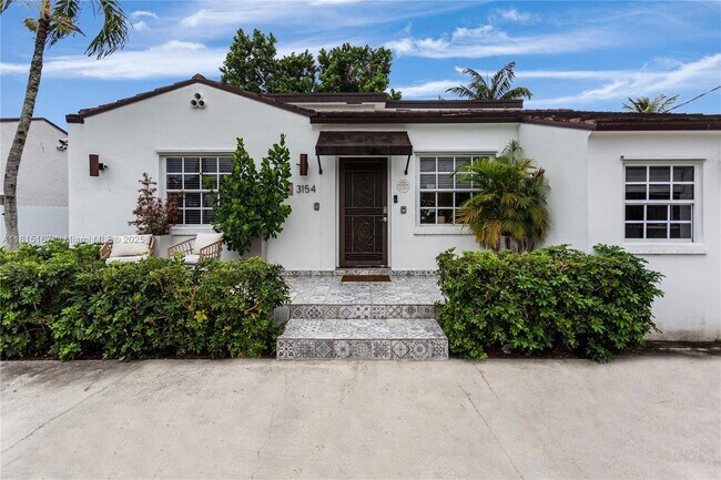 Primary Photo - 3154 SW 5th St