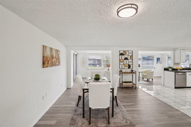 Building Photo - 3524 Cincinnati Dr