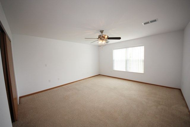 Building Photo - 1671 Shadow Ridge Ct