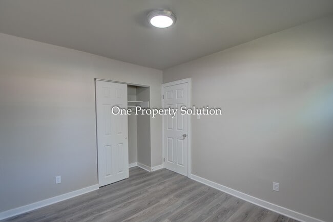 Building Photo - 2144 Wright St