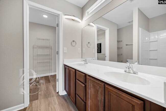 Building Photo - 508 Lanesborough Dr
