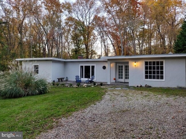 Primary Photo - 6822 Sorrel St